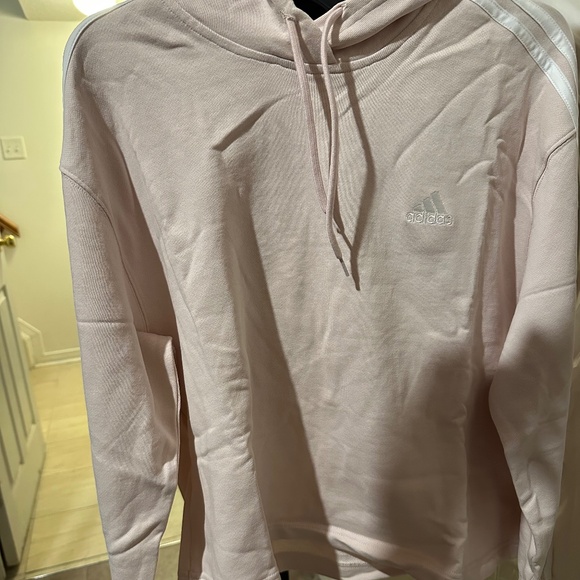 Adidas swatershirt - Picture 1 of 4